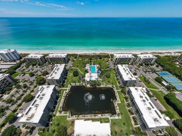 Luxury Vacation Condo in Longboat Key Sleeps 4 Guests